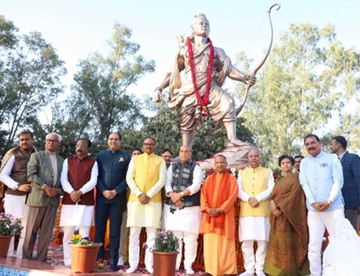 आज से दुनिया देखेगी यूपी के विकास की नई कहानी : मुख्यमंत्री आज से दुनिया देखेगी यूपी के विकास की नई कहानी : मुख्यमंत्री